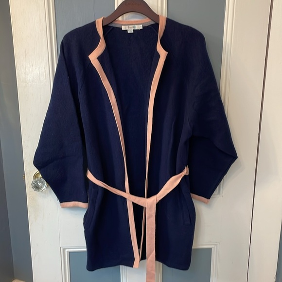 Boden Navy and Pink Cardigan Sweater - Picture 4 of 12